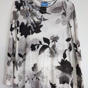 Vera Wang Beaded Top Size M